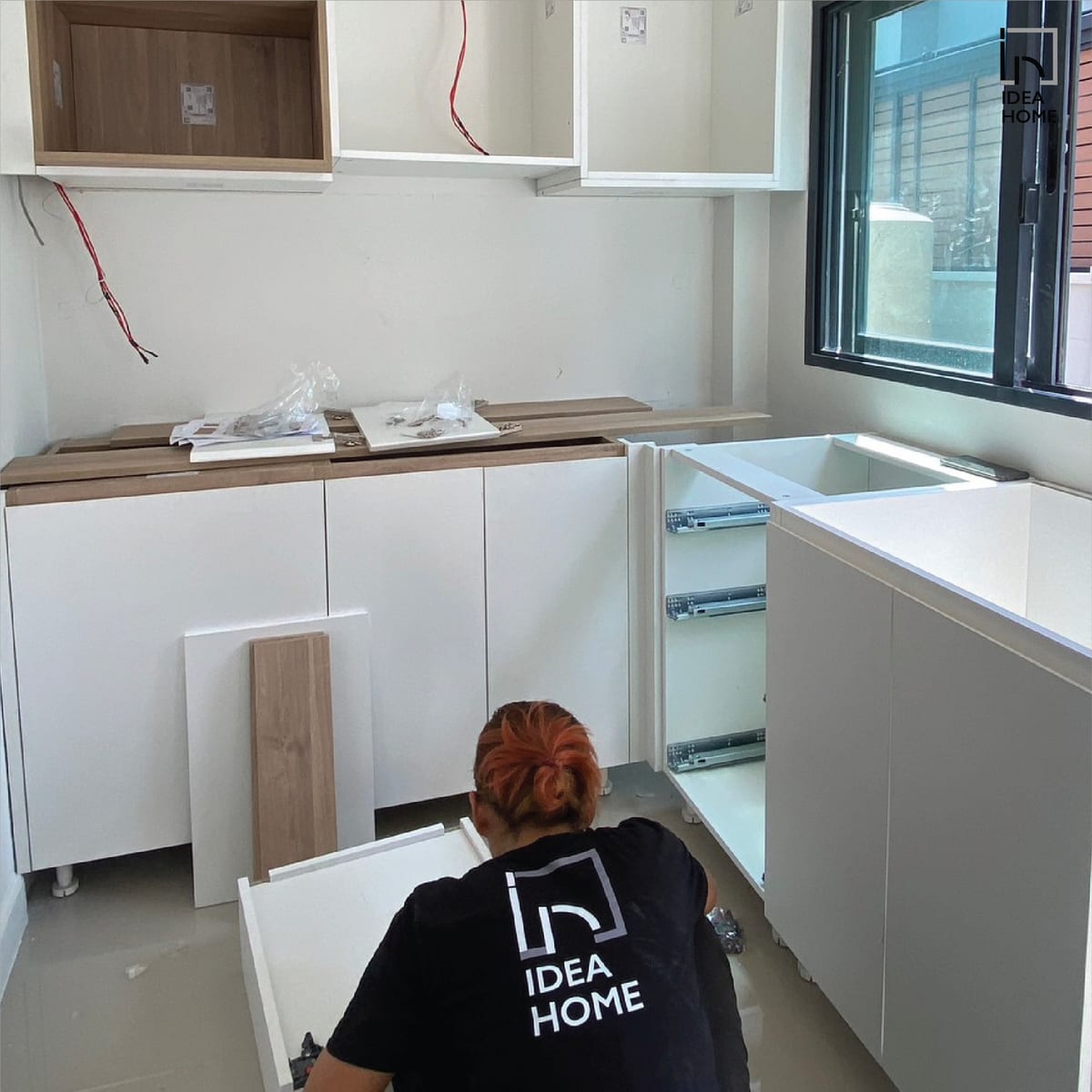 ทีม IDEA HOME ติดตั้งครัว Built-in สีขาวหน้างานจริง